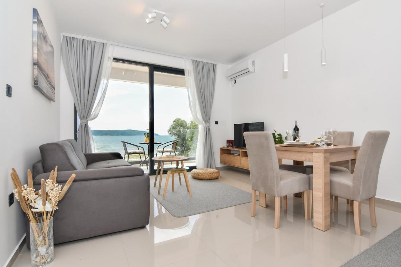 Apartmani Porat อิกาโล ภายนอก รูปภาพ
